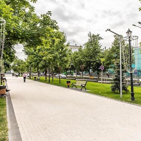 Lia*S Deluxe Apartment In The Center Chisinau Eksteriør bilde